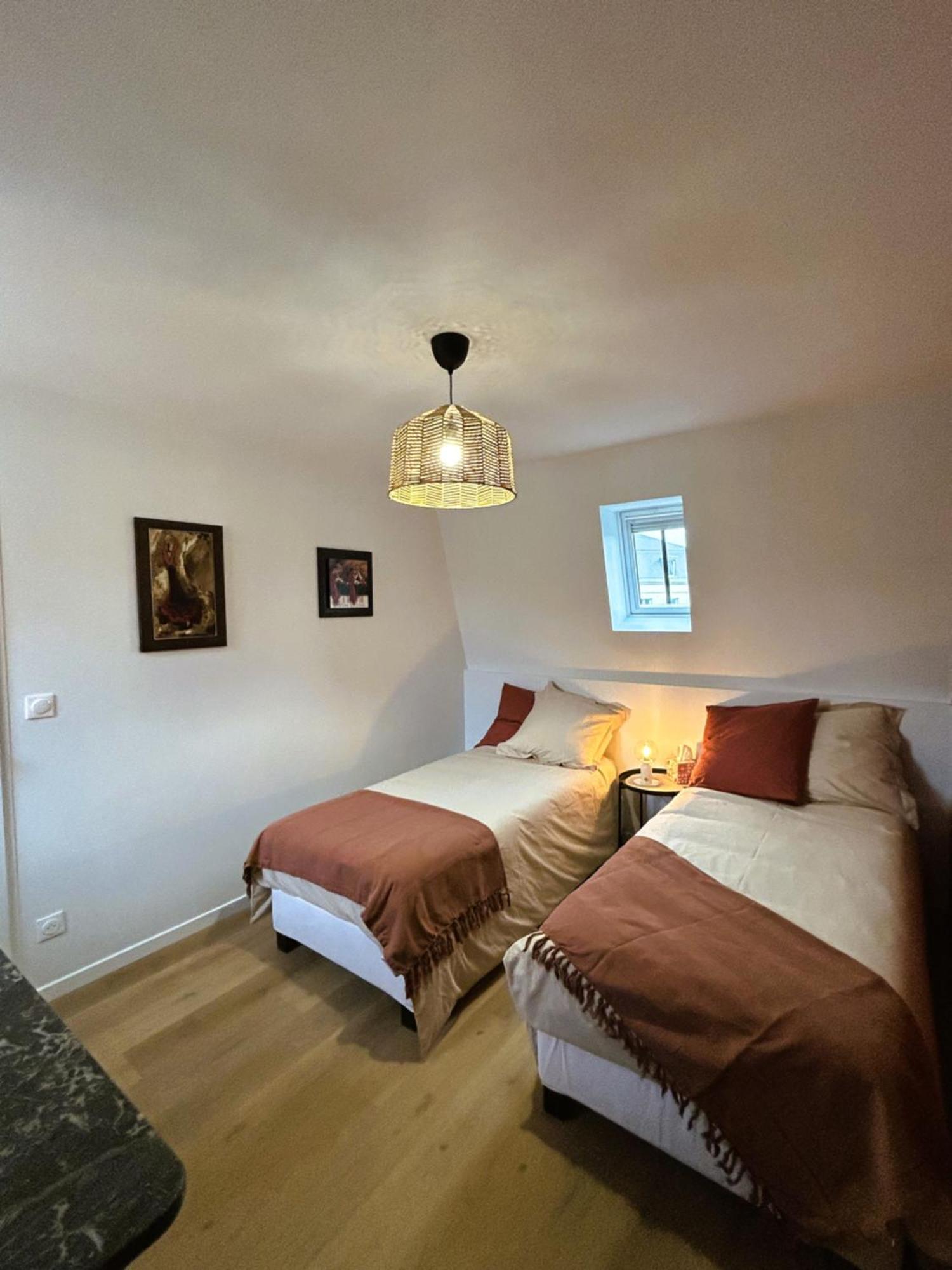 Maison 2 Chambres Avec Parking Et Jardin Noyon Buitenkant foto
